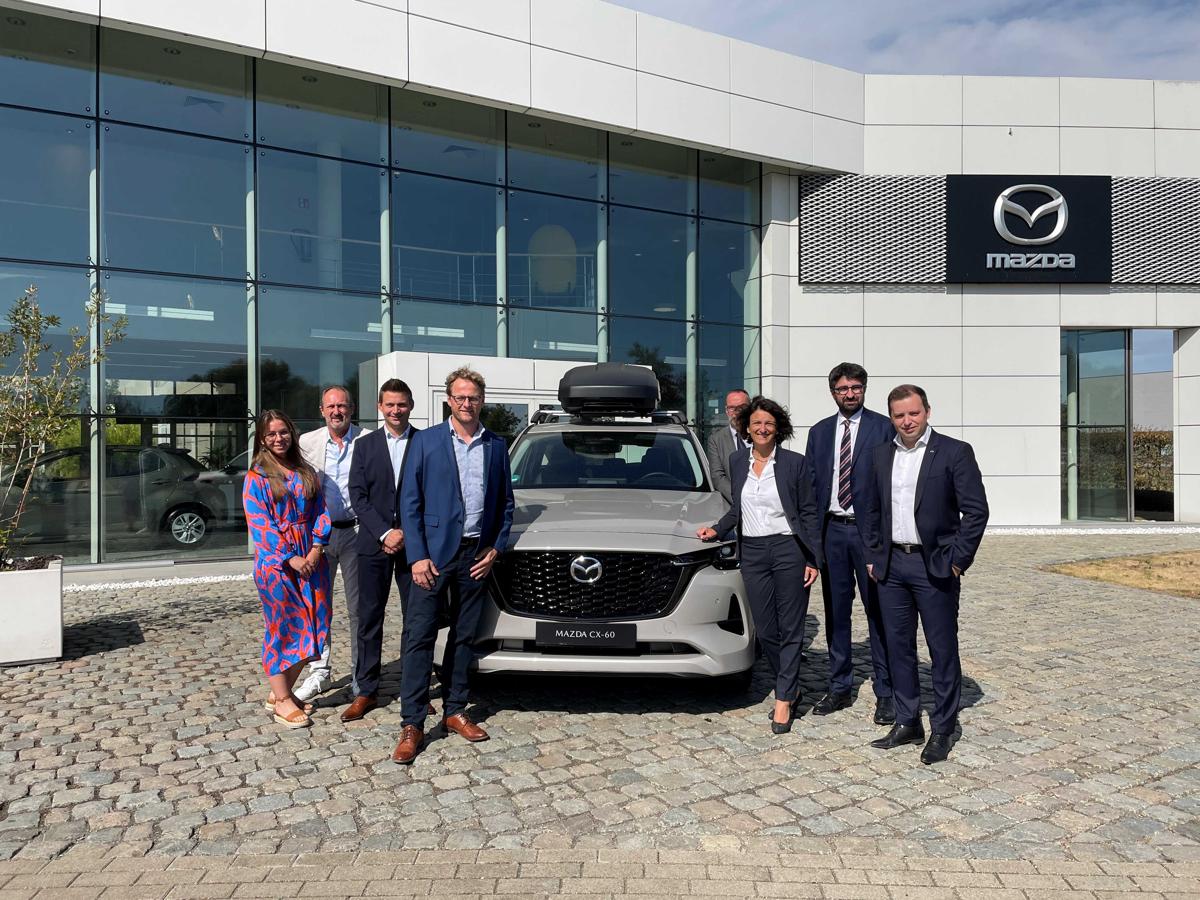 FCA Bank partnership Mazda 1