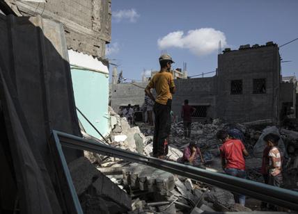 Gaza-Israele, intesa sul cessate il fuoco: morte 43 persone, anche bambini