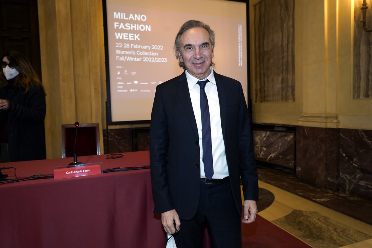 Fashion Week Women’s collection CARLO CAPASA PRESIDENTE CAMERA DELLA MODA Fashion Week Women’s collection CARLO CAPASA PRESIDENTE CAMERA DELLA MODA