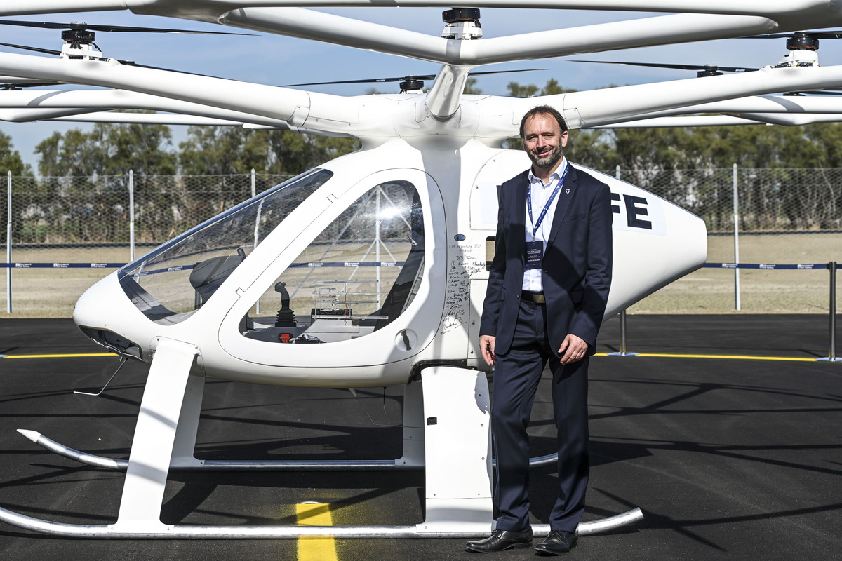Volocopter: completato primo volo di prova aerotaxi elettrico eVTOL   