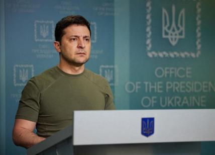 Guerra in Ucraina: i due fronti della propaganda e quella esposizione (sempre più delicata) del Presidente Zelensky