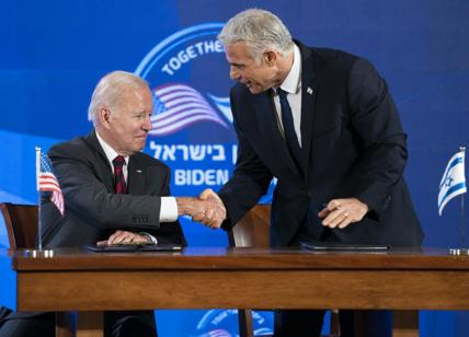 Usa, Biden firma un patto con Israele. Immediata l'ira di Teheran