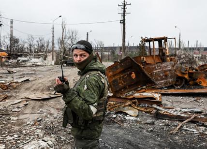 Ucraina, Kiev: a Mariupol combattiamo fino alla fine. Cento donne in battaglia
