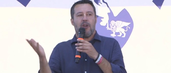 Matteo Salvini comizio a Pontida