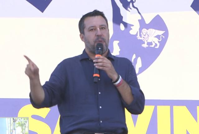 Matteo Salvini comizio a Pontida