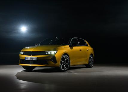 Sulla nuova Opel Astra arrivano i fari Intelli-Lux LED Pixel