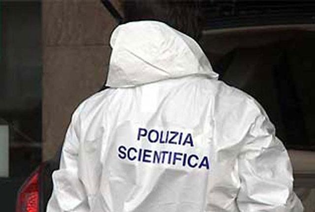 Polizia Scientifica: la mitragliatrice Uzi "era pronta per essere usata"