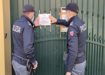 Polizia intensifica i controlli anticovid, sospese due attività commerciali