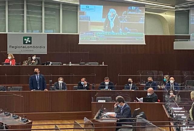 Regione Lombardia: voto sulla commissione d'inchiesta Covid (foto: Raffaele Erba via facebook)