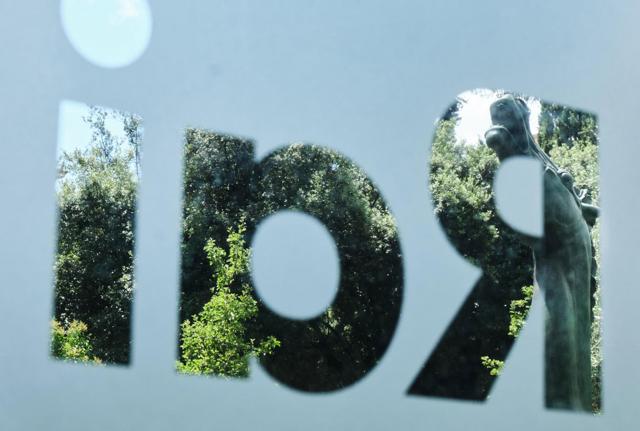 Lo specchio musicale post Sanremo in arrivo su Rai1, ecco chi è la prima coppia di cantanti. Anteprima