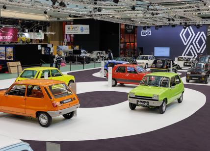 Renault 5 compie 50 anni e li festeggia a Retromobile Parigi