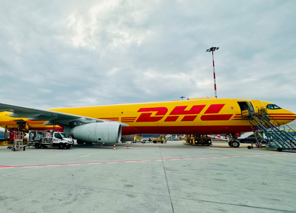 Eni e SEA: DHL Express Italy testa l’Eni Biojet per i voli da Malpensa