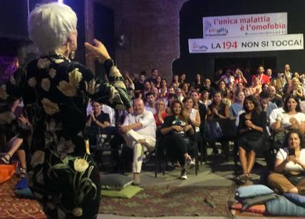 Milano, festa dei Sentinelli con Lucy Salani, trans sopravvissuta a Dachau