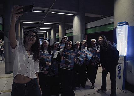 Sister Act: le suore invadono la metropolitana di Milano. FOTO