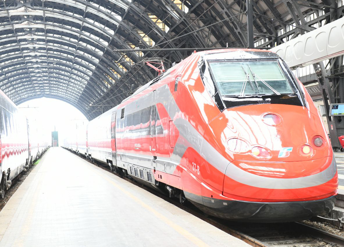 Trenitalia summer experience 2022 centrale milano
