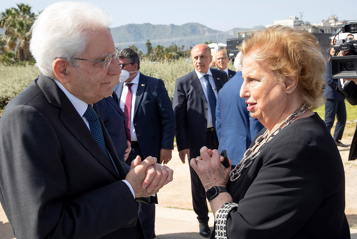 Mattarella a Palermo ricorda Falcone e la strage di Capaci