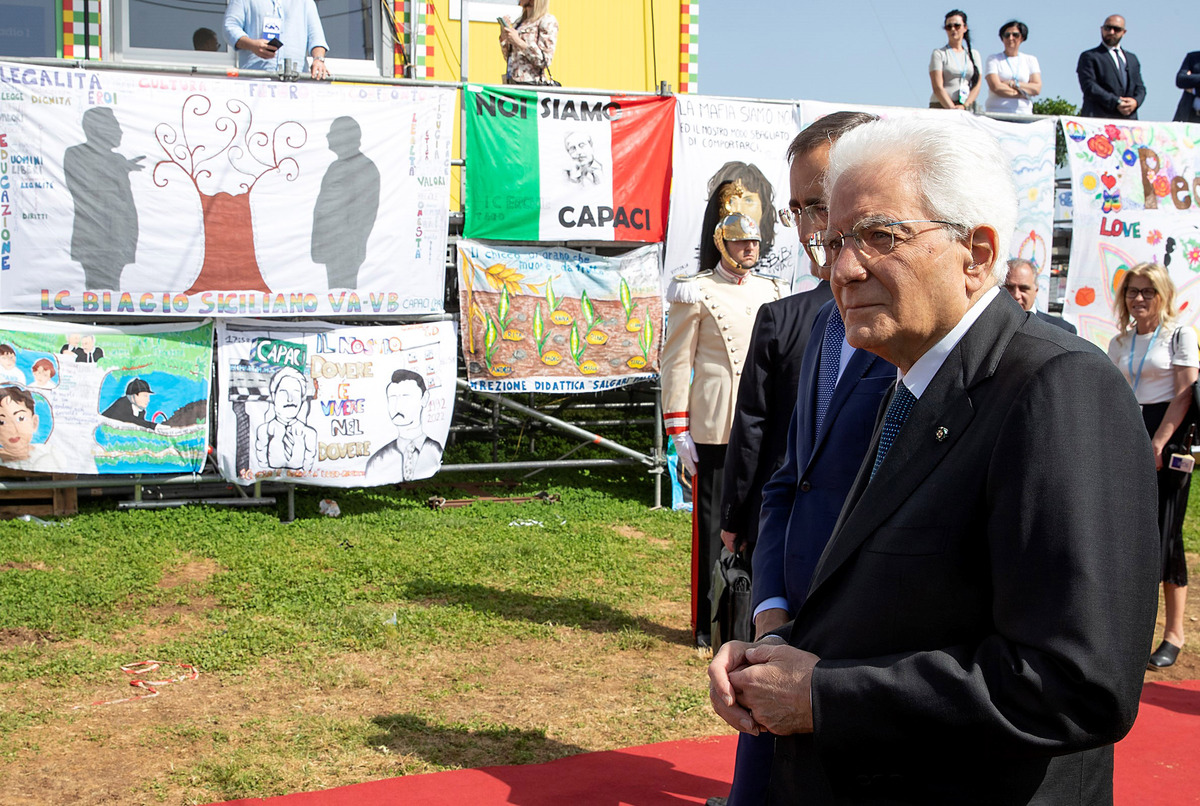 Mattarella a Palermo ricorda Falcone e la strage di Capaci