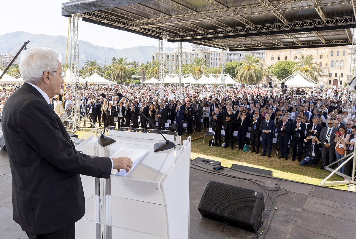 Mattarella a Palermo ricorda Falcone e la strage di Capaci