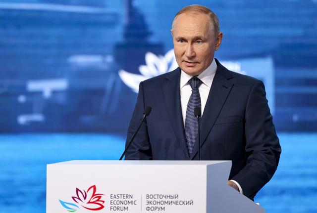 Russia, il Presidente Vladimir Putin al Forum economico orientale a Vladivostok