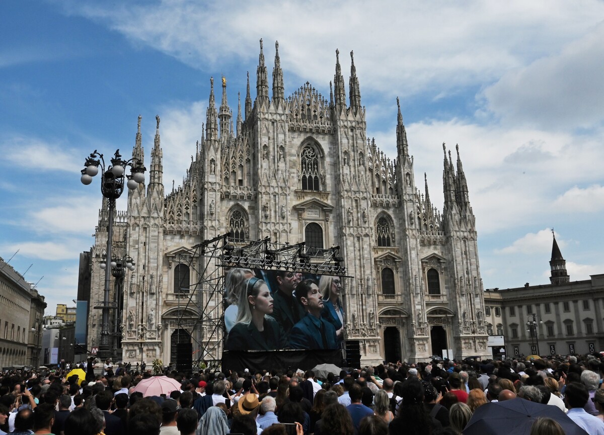 Silvio Berlusconi un ricordo e saluto indelebile a Milano