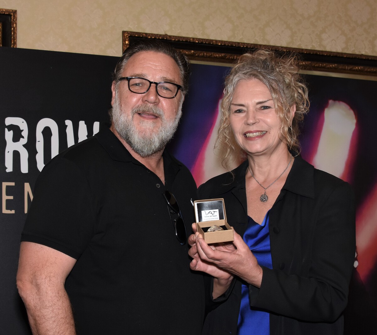 Russell Crowe premio Oscar anche nella solidarietà a Bologna