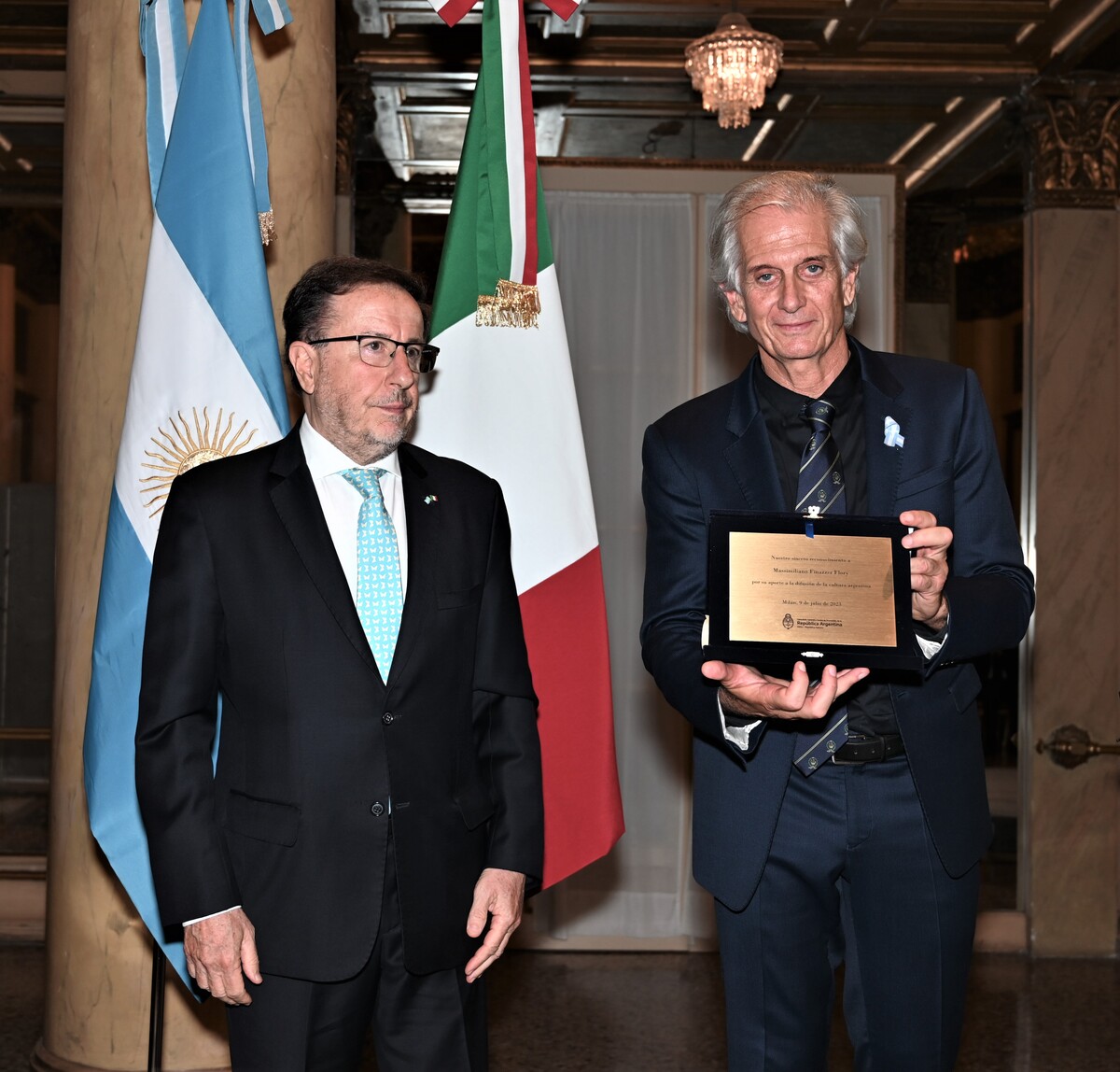 Massimiliano Finazzer Flory premio alla cultura letteraria Argentina