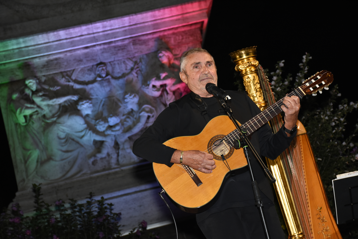 Ricordo di San Francesco patrono d’Italia in Piazza Risorgimento a Milano. Foto: Nick Zonna