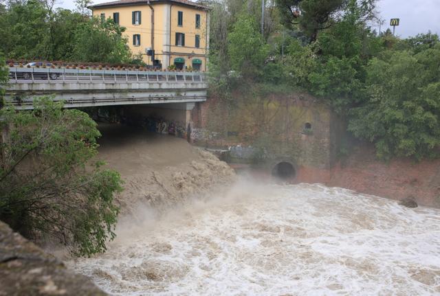 Bologna, i danni per il maltempo