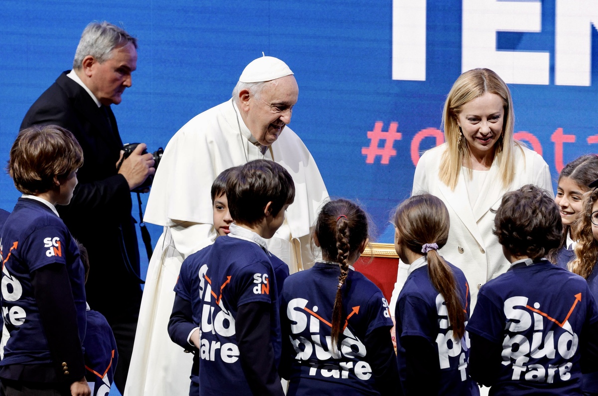 Papa Francesco riceve la Presidente Meloni agli Stati Generali della natalita' a Roma