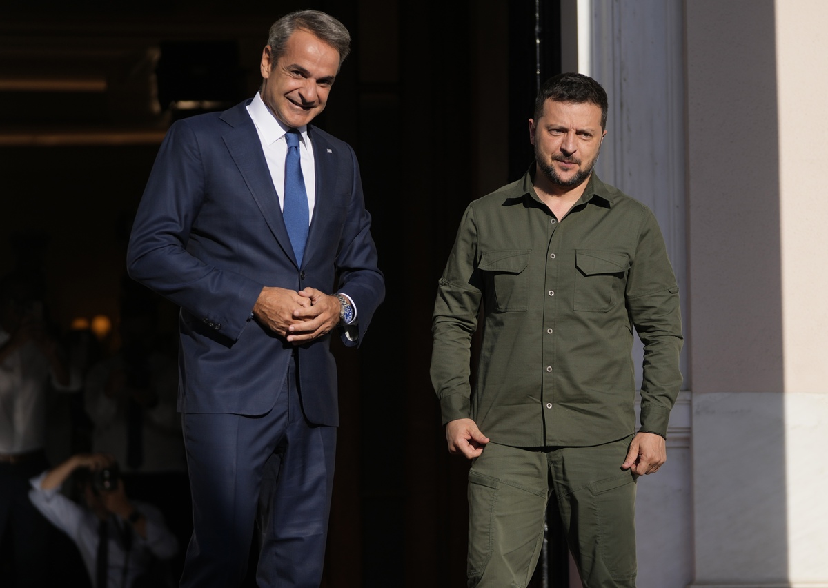 Grecia, primo ministro greco Kyriakos Mitsotakis riceve Zelensky ad Atene