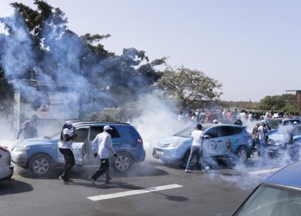 Senegal, golpe ed elezioni rinviate. Esplode la rabbia, rischio guerra civile