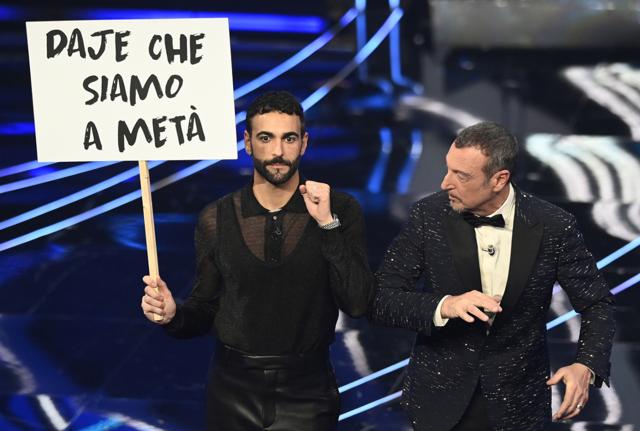 Sanremo, Marco Mengoni e Amadeus