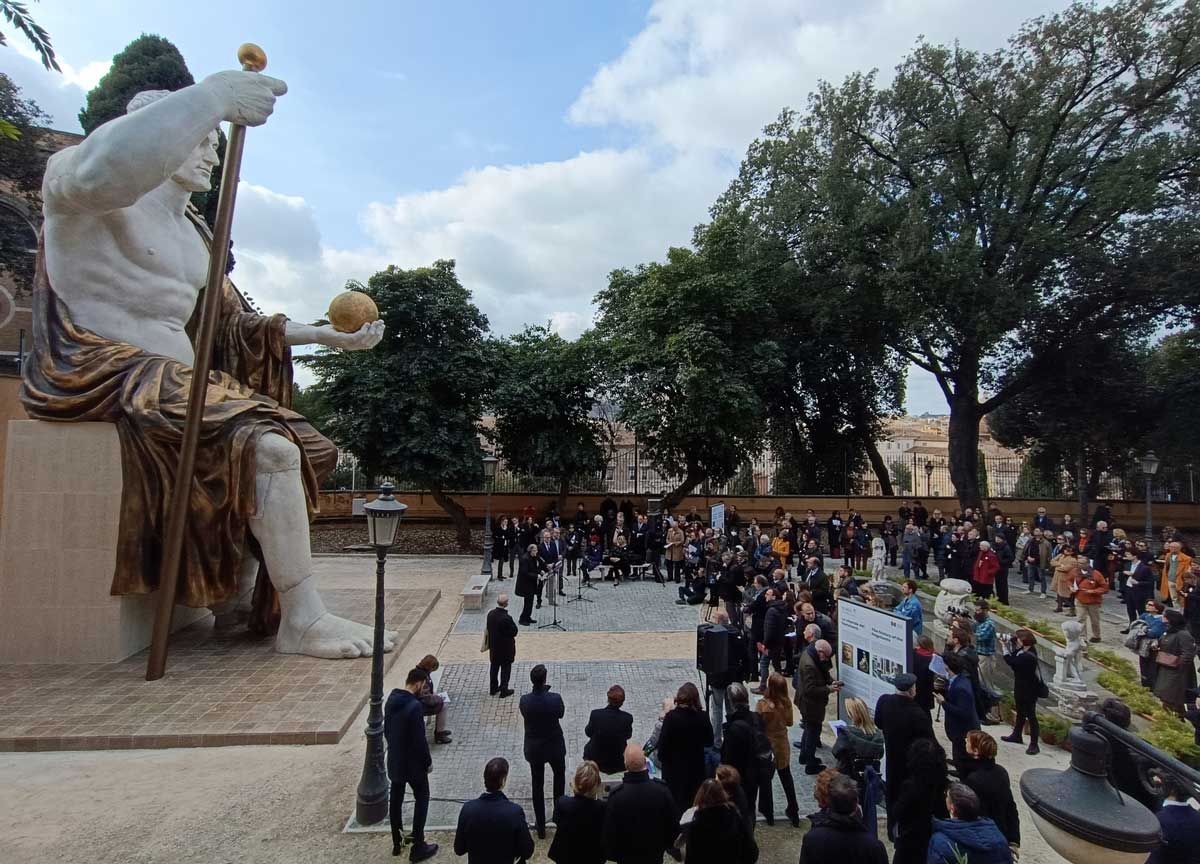4819610 cultura ricostruita la statua colossale di costantino e esposta gratuitamente a roma foto 2