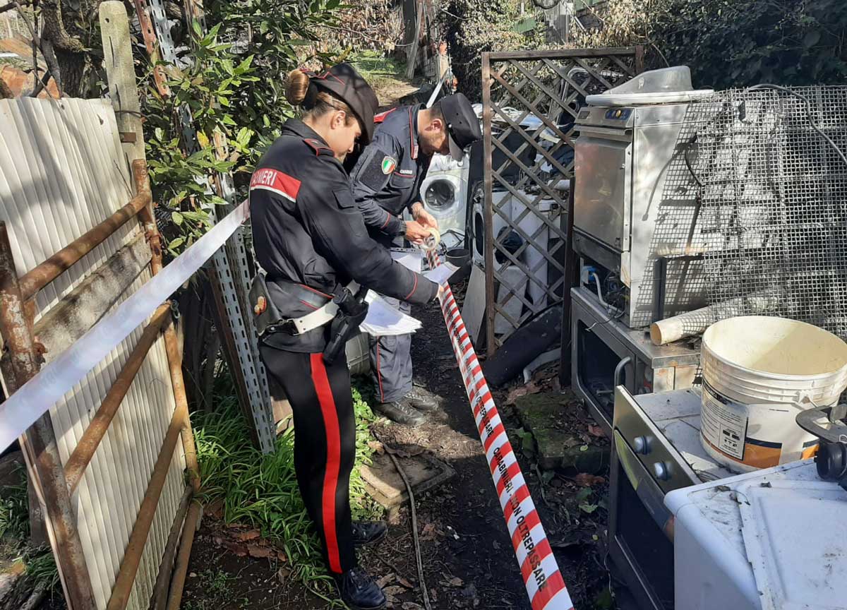 La discarica vicino al lago di Albano