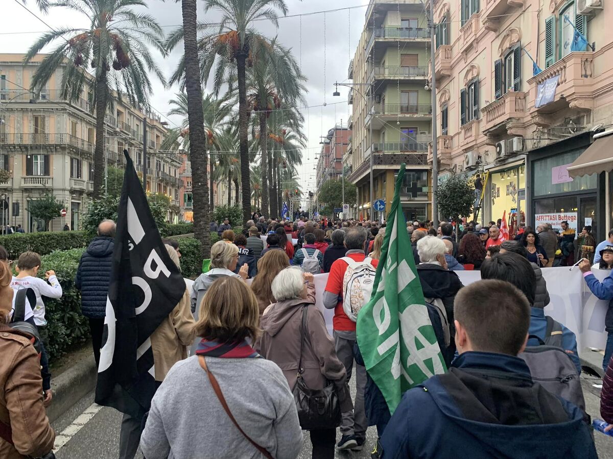 A Messina un corteo per dire NO al ponte sullo Stretto