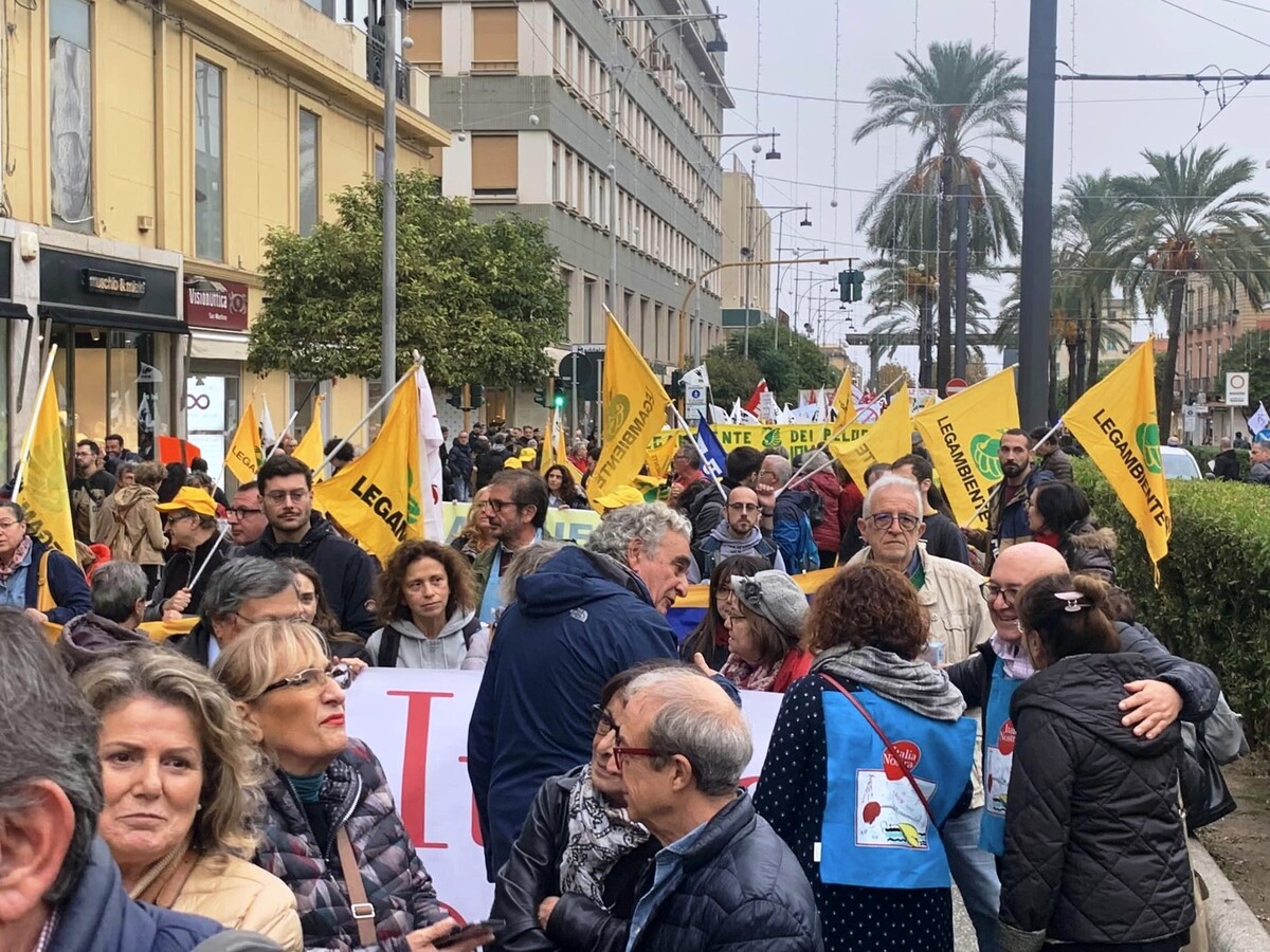 A Messina un corteo per dire NO al ponte sullo Stretto