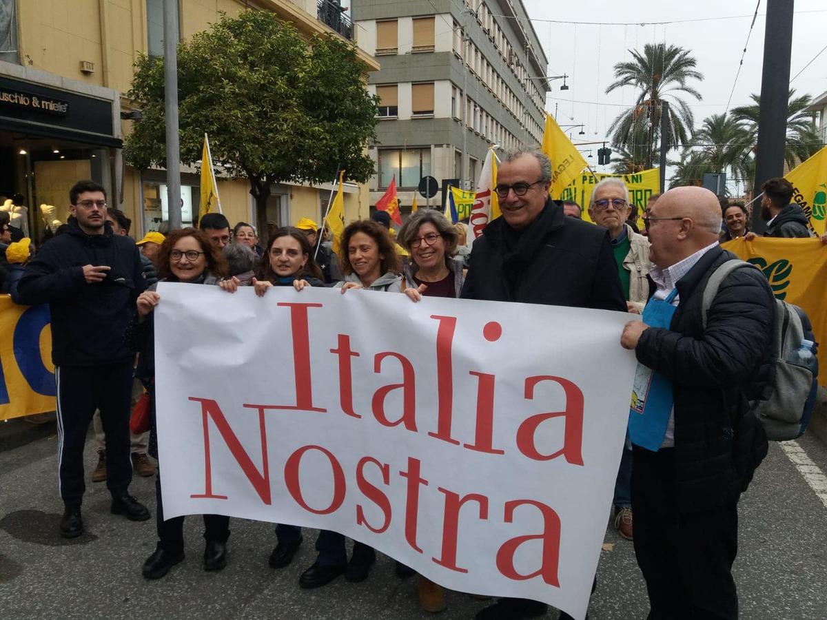 A Messina un corteo per dire NO al ponte sullo Stretto