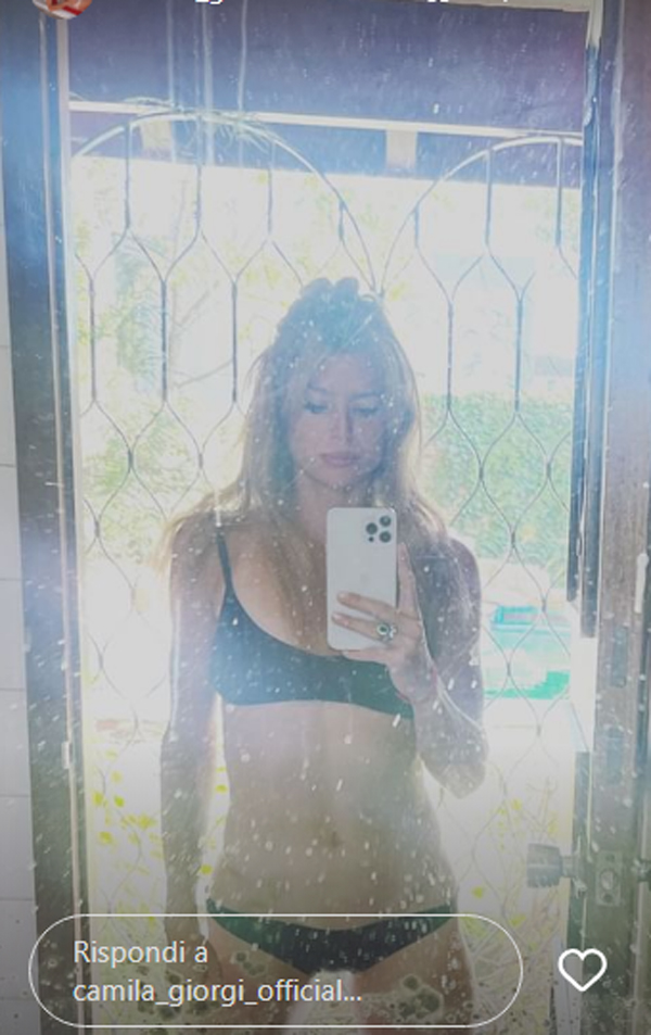 camila giorgi selfie foto sexy tennista