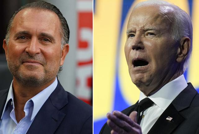 Gerry Cardinale premiato a New York. "Forza Milan" davanti a Joe Biden (foto Lapresse)