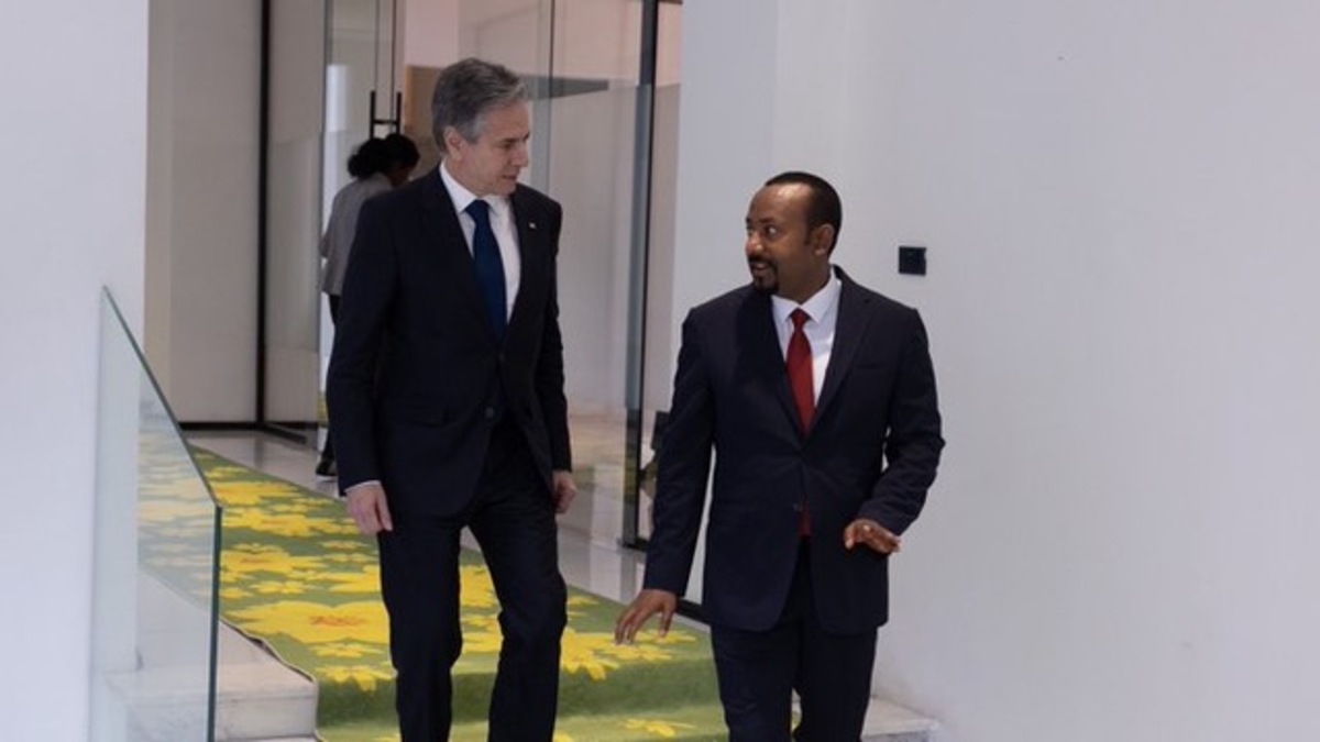 Addis Abeba, il premier Abiy Ahmed con il segretario di Stato Antony Blinken