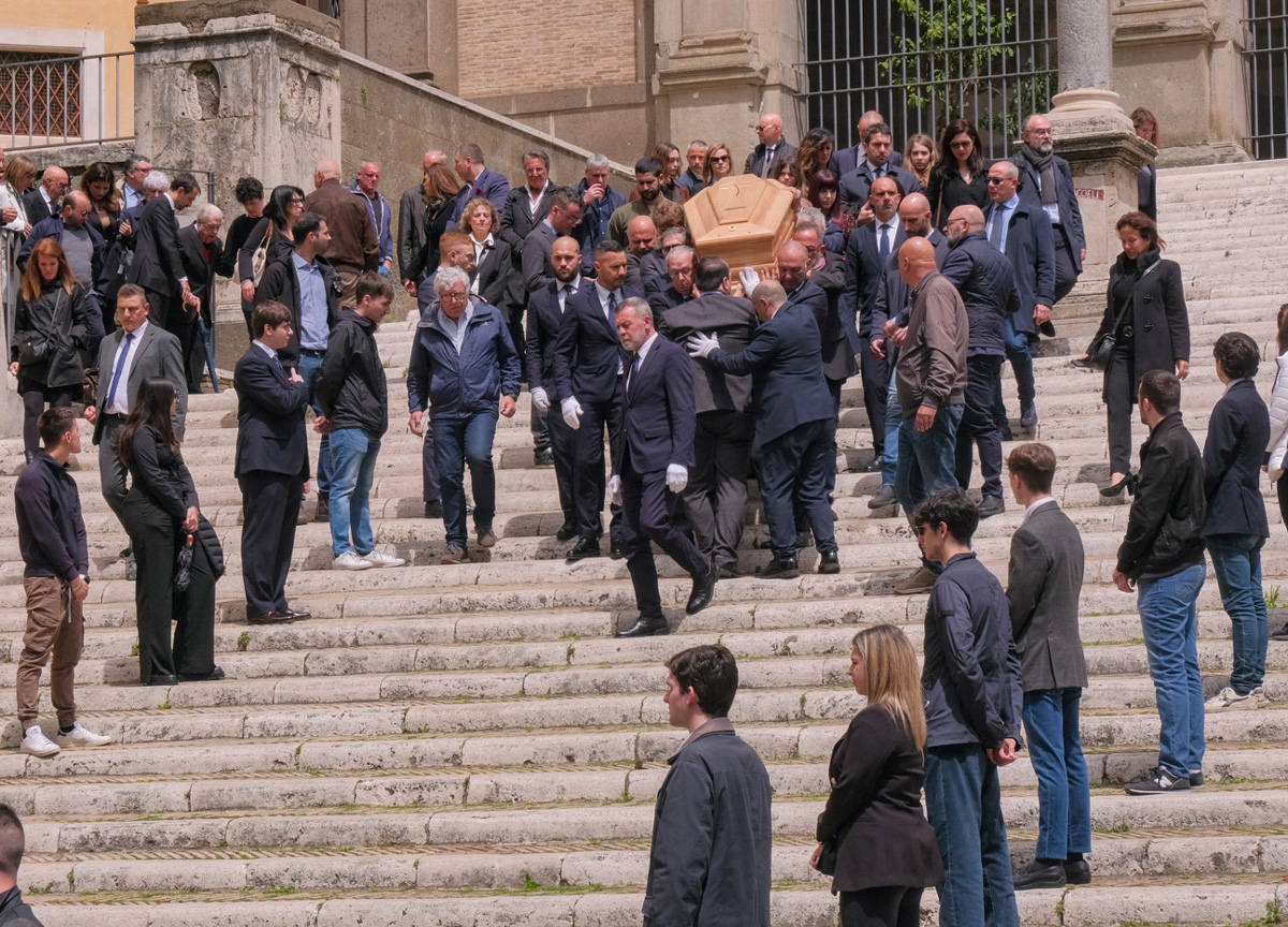 Funerali Andrea Augello 01