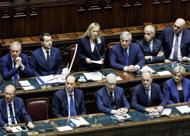 Manovra: dalle banche 3-4 miliardi. Irpef e pensioni: che cosa c’è nel testo