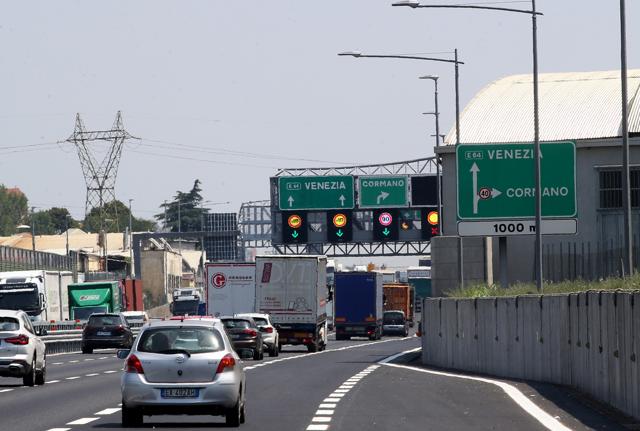 Autostrade per l'Italia, al via la quarta corsia dinamica in A4