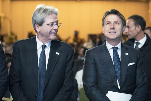 Paolo Gentiloni e Giuseppe Conte