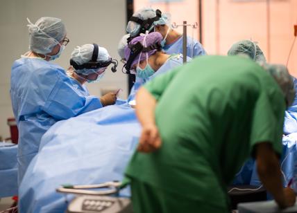 Torino, chirurgo recide per sbaglio l'aorta: morto un neonato di 10 mesi