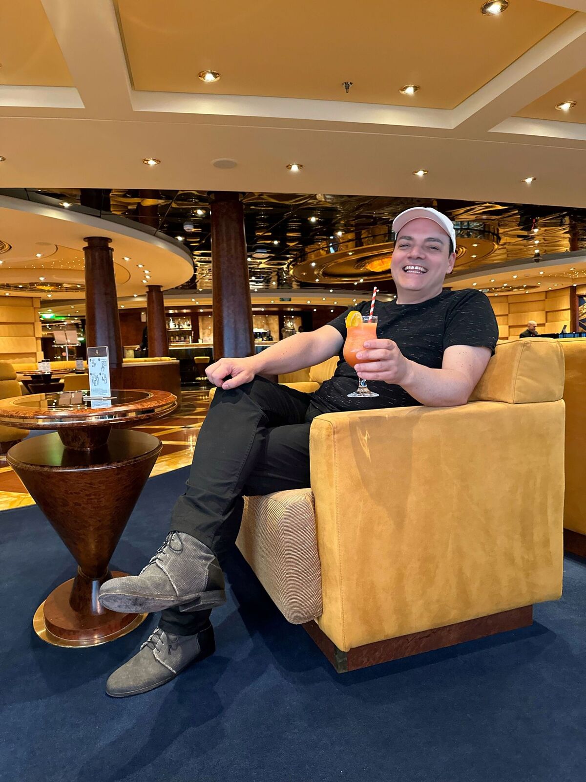 La top sail lounge di Msc Yacht Club della nave Fantasia