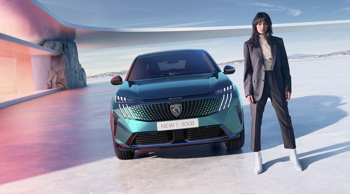 Peugeot 3008 (2023), dimensioni, bagagliaio, interni, motori