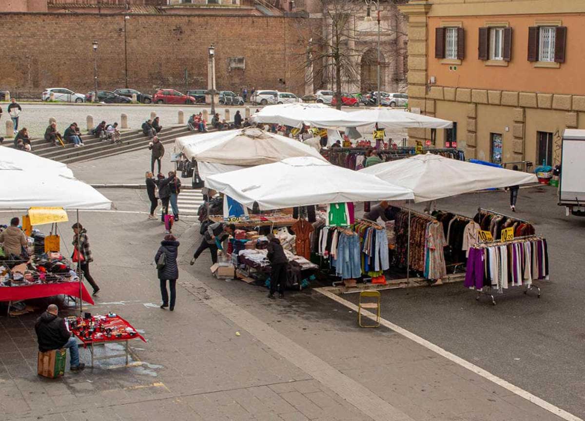 Le bancarelle di piazzale Flaminio