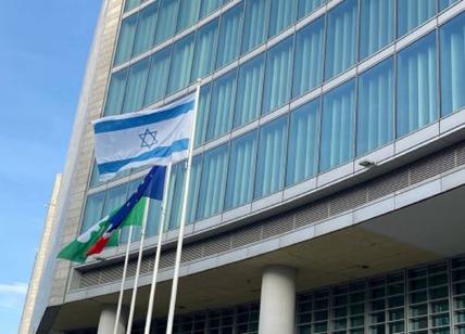 Milano, Pirellone si illuminerà con la scritta "Con Israele"