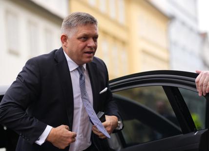 Slovacchia, Fico rioperato: "Condizioni critiche". Ansia per il premier